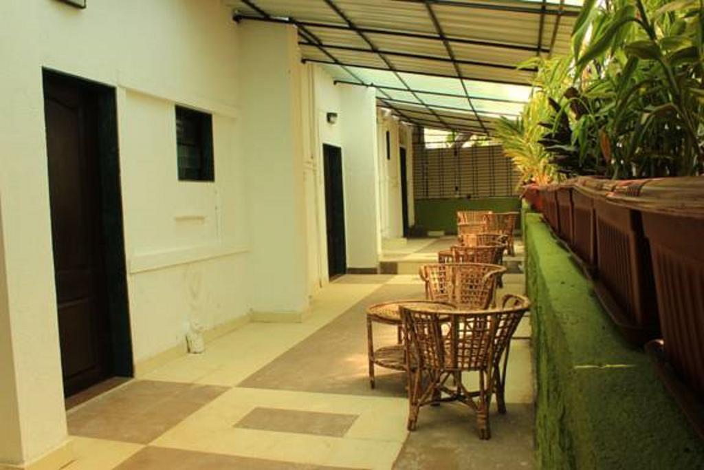 Urban Ville Hotel Pune Eksteriør billede